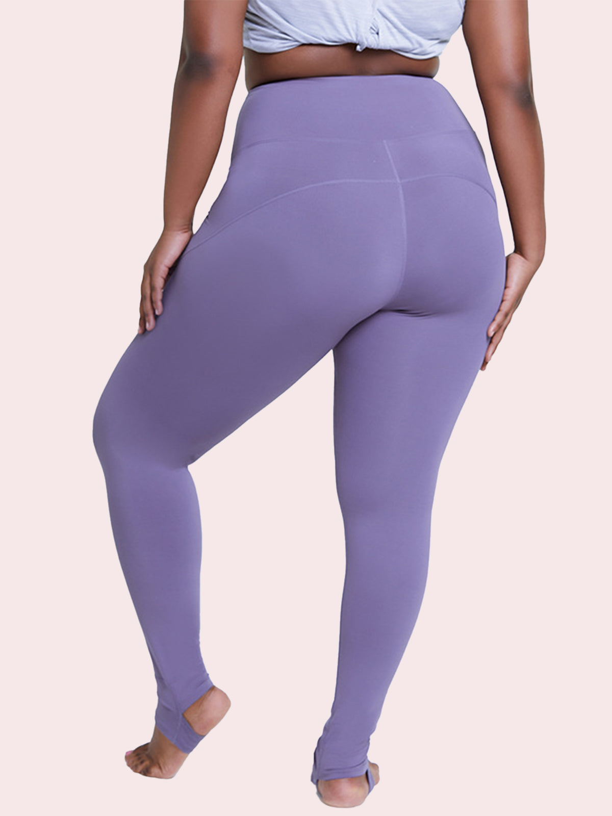 Legging de cintura alta con efecto piel desnuda y realce de glúteos